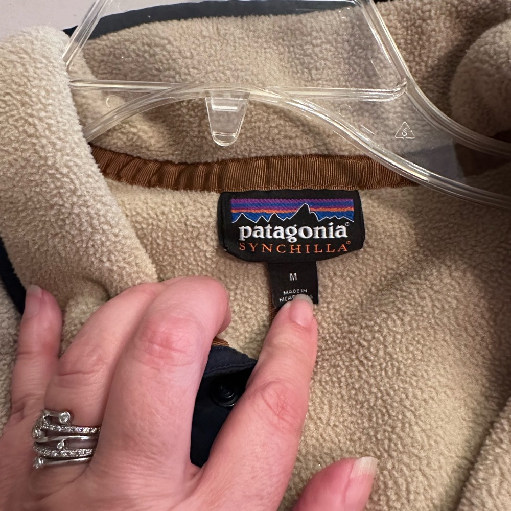 Patagonia Synchilla Brown w Navy Fleece - Picture 4 of 4